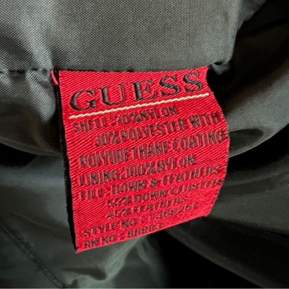 Guess down puffer coat-size Medium - Picture 6 of 11